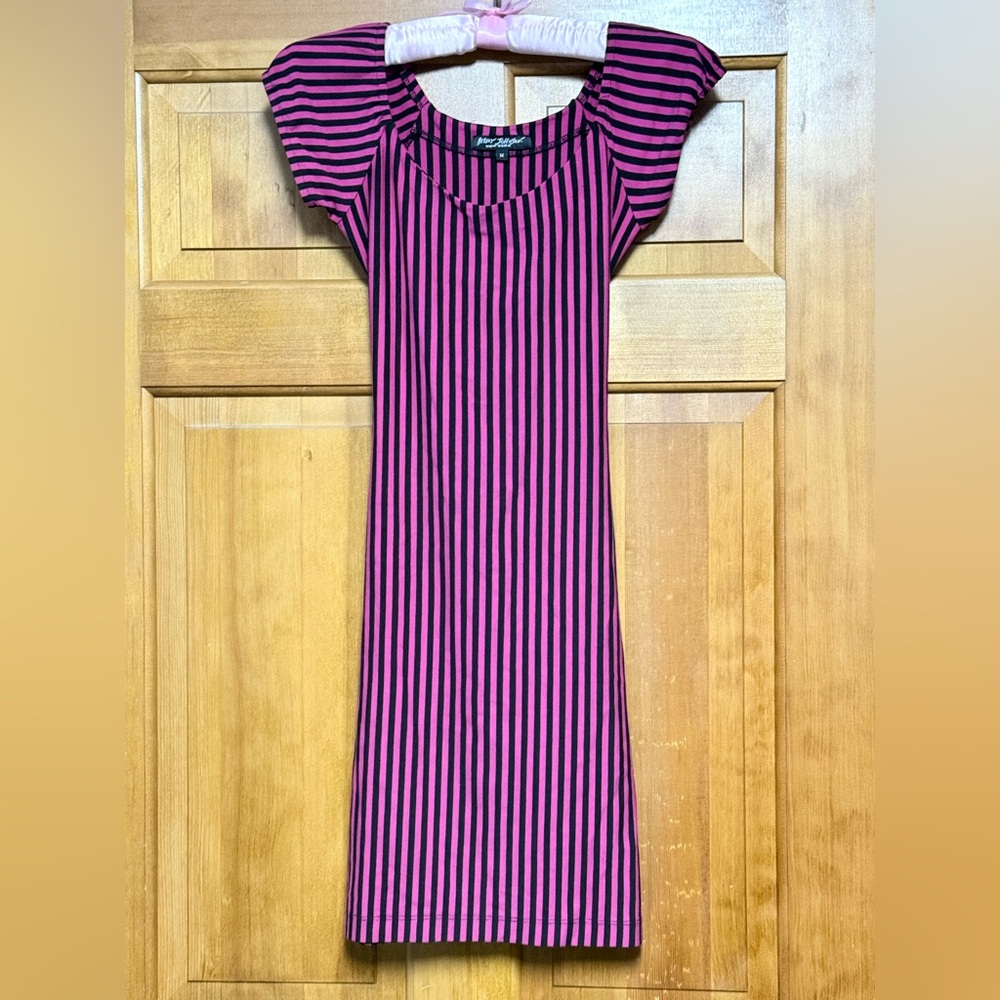 Vintage Y2K Betsey Johnson Hot Pink Black Stripe Midi Dress medium sexy